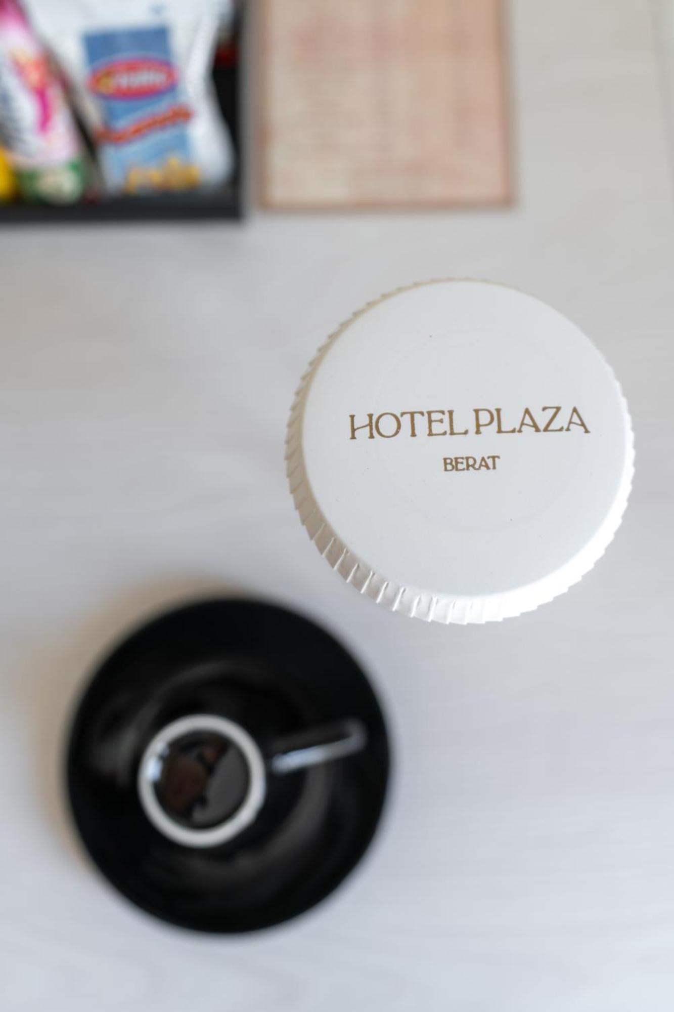 Hotel Plaza Berat Exterior photo